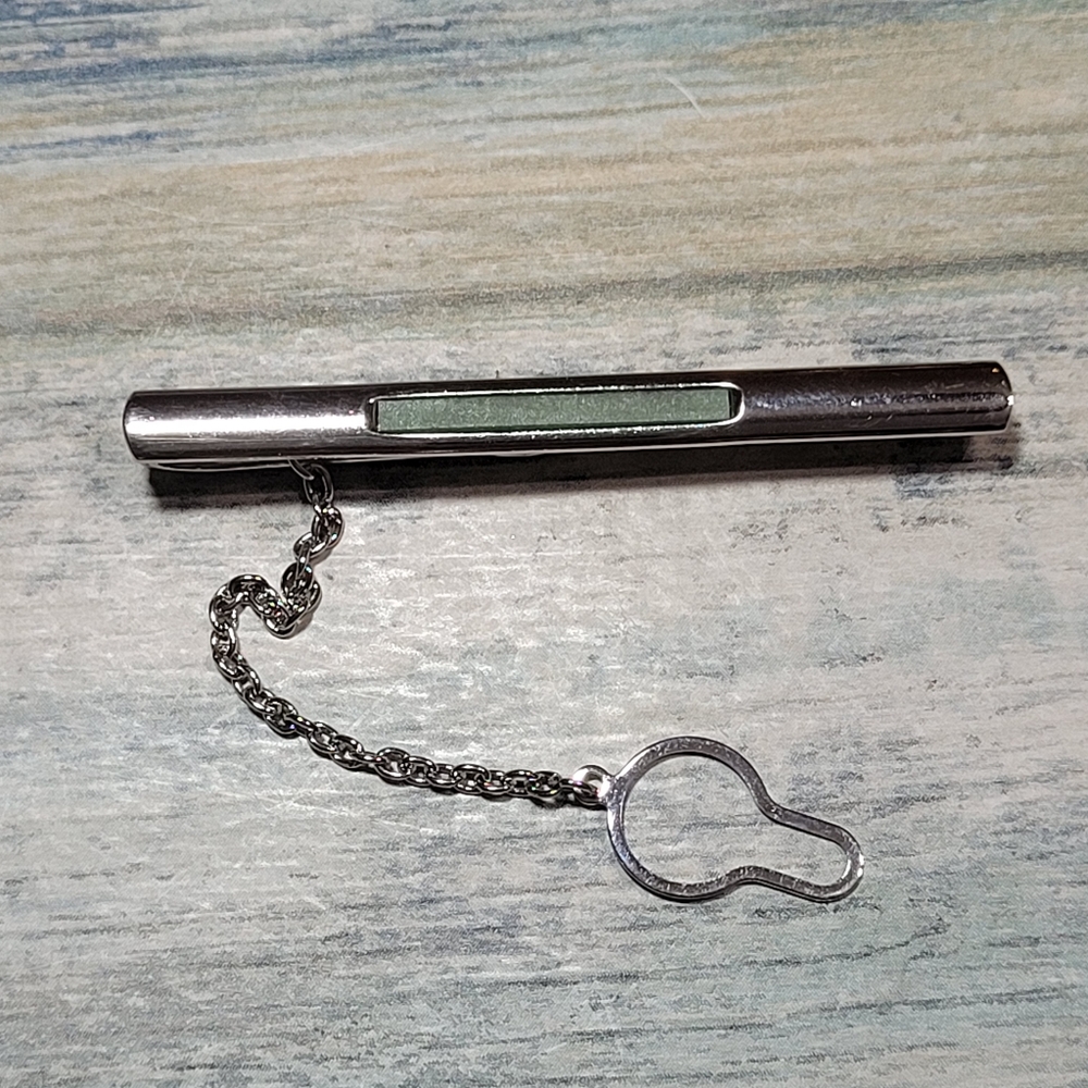 Tie Bar Silver tone.